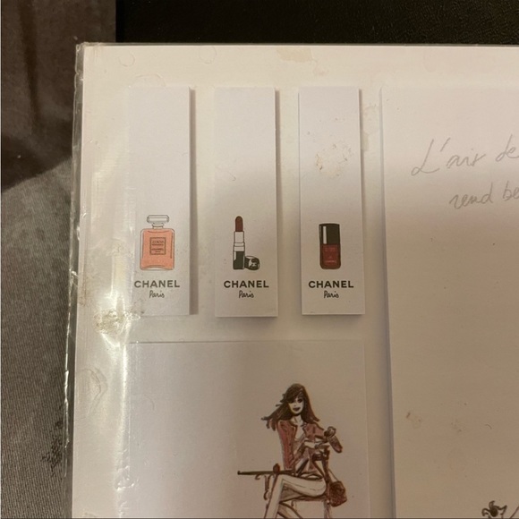 CHANEL Post It Notes NEW In package 9 notepads, with different designs on each - Picture 3 of 8